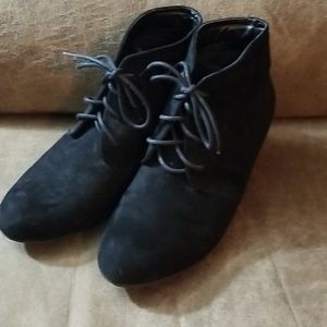 Charolette Russe Black Wedge Shoes SIZE 8